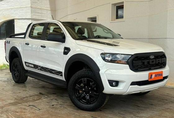 FORD RANGER 3.2 STORM 4X4 CD 20V DIESEL 4P AUTOMÁTICO FORD RANGER 3.2 STORM 4X4 CD 20V DIESEL 4P AUTOMÁTICO